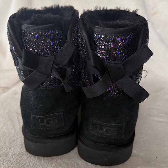 Ugg Classic Mini Bow Cosmos Women Ankle Boots 8 - Picture 3 of 7